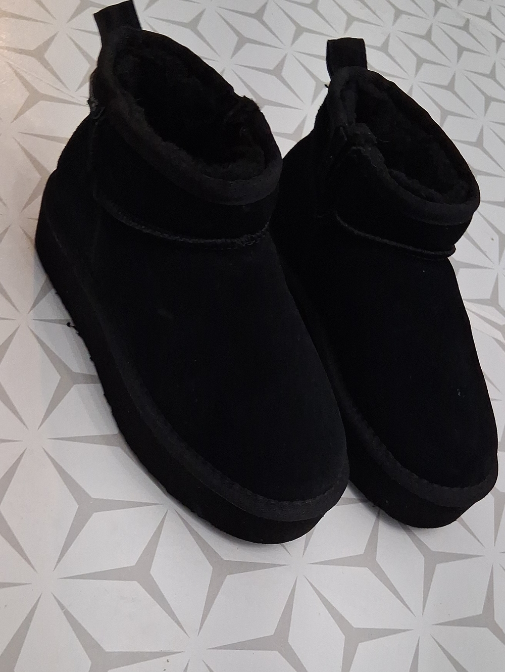 BearPaw Kids Black Fleece-Lined Slip-On Slippers